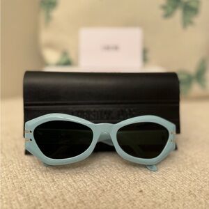 DiorSignature B1U sunglasses